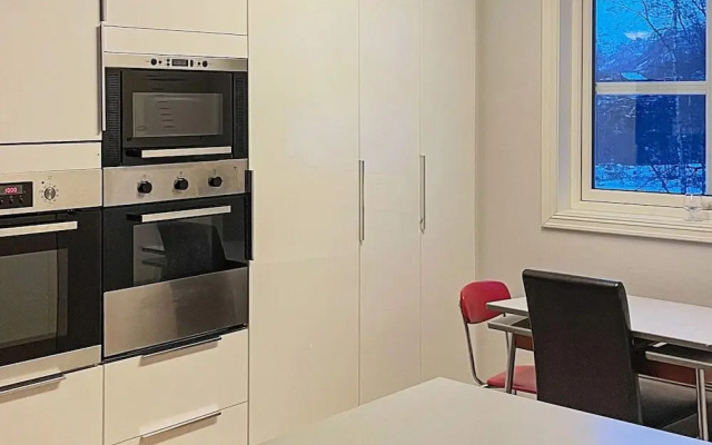 18 Person Holiday Home in Sauda