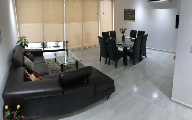 Casa PlayaDelCarmen 515 by Sinbad