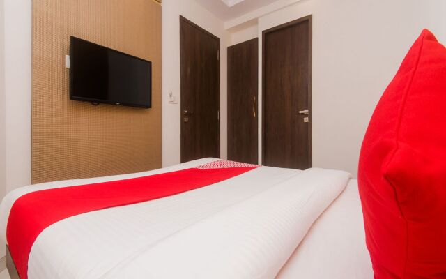 OYO 17322 Hotel Prime Residency