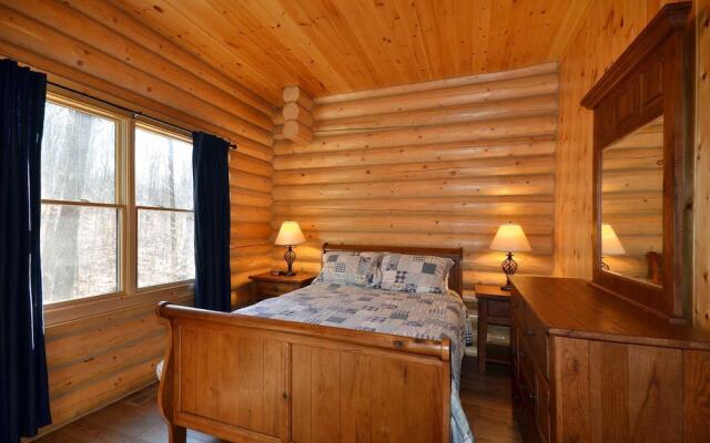 Chalet Deer Lodge
