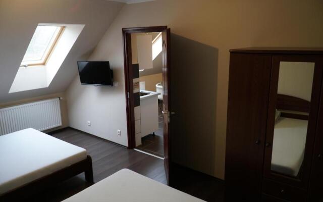 Eplényi Apartmanház