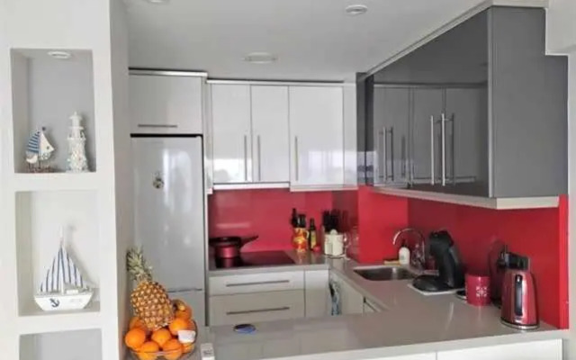 Vistas panorámicas a la playa 4º piso Calpemar