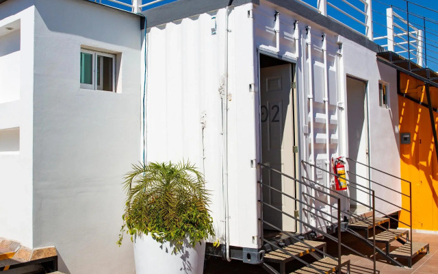 Container Inn Hotel Aeropuerto