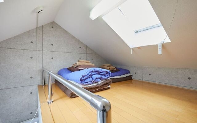 Residential Hotel Amika-F Sangenjaya 303