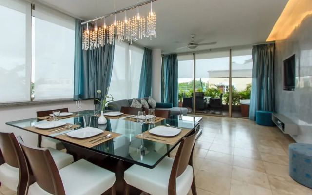 Doca 103 2 Bedrooms and Jacuzzi by RedAwning