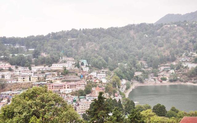 Ekam Lodge