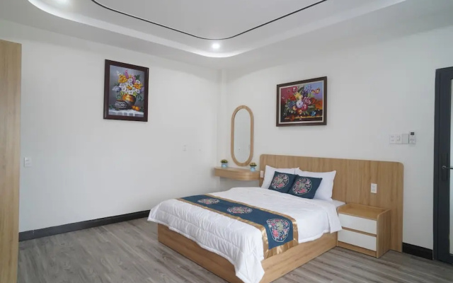Queen Luxury Hotel – Guest Rooms – Phan Rang - Thap Cham