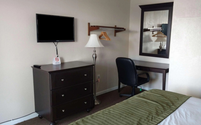 Americas Best Value Inn & Suites Kansas City