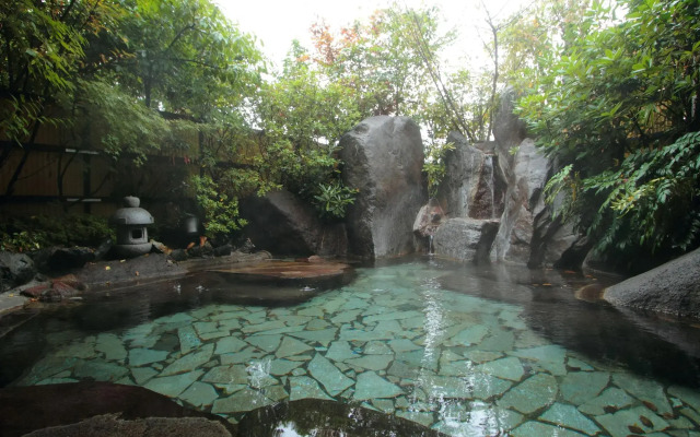 Yufuin Onsen Ryokan Mebaeso