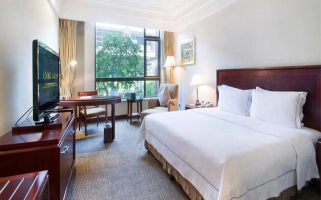 Tongli Lakeview Hotel
