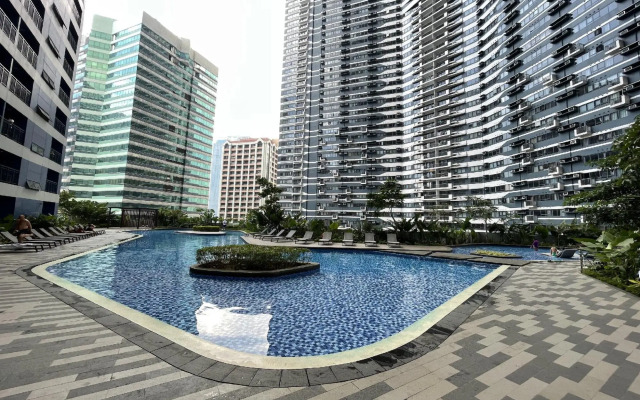 Air Residence Makati Elegant Design WiFi