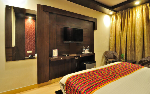 Check In Room Main Bazar