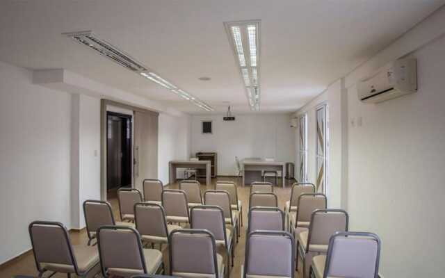 Atlântico Golden Apart Hotel