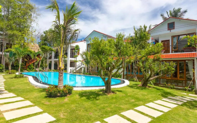Caesar Phu Quoc Hotel