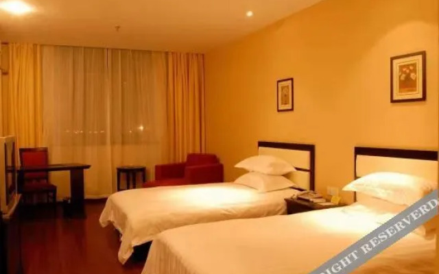 Shanghai Nanzhan Hotel
