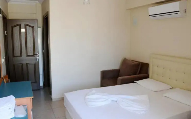 Ozbek Hotel