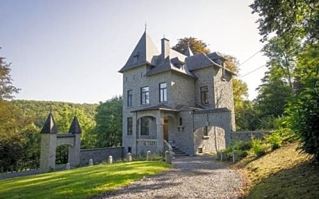 The wise house