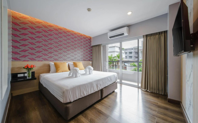 Season Place Hotel