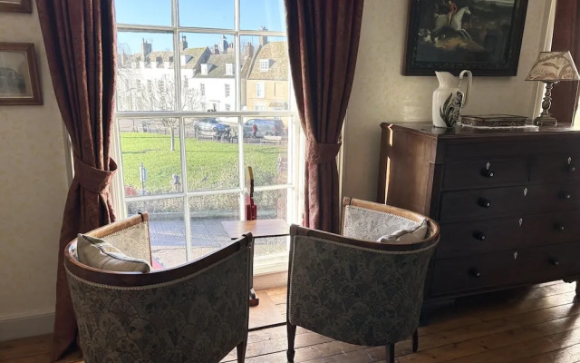 Peacocks Tearoom and Fine B&B