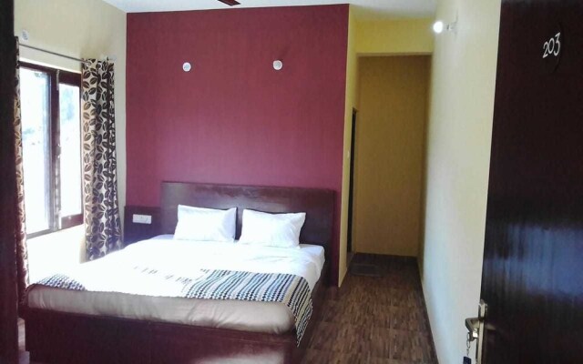 Hotel Trishul Regency