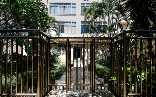 1 Quarto a 200m da Praia de Ipanema | PM1441/206