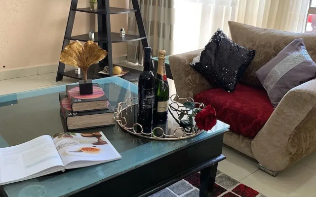 Tanye apartment
