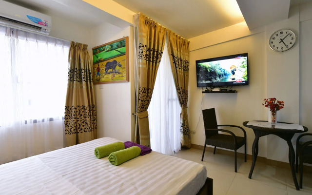 Anahaw Apartments Whitebeach