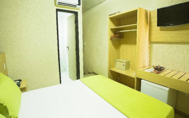 Sol Plaza Apartments