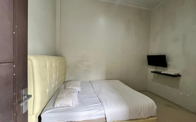 Hotel O near Universitas Sumatera Utara – Guest Rooms – Medan