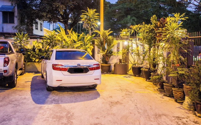 Value Inn Homestay by uBook