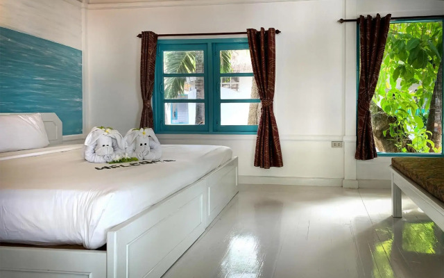 Sand Sea Beach Resort