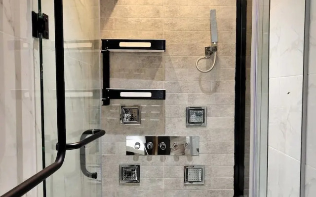Inotel Suite