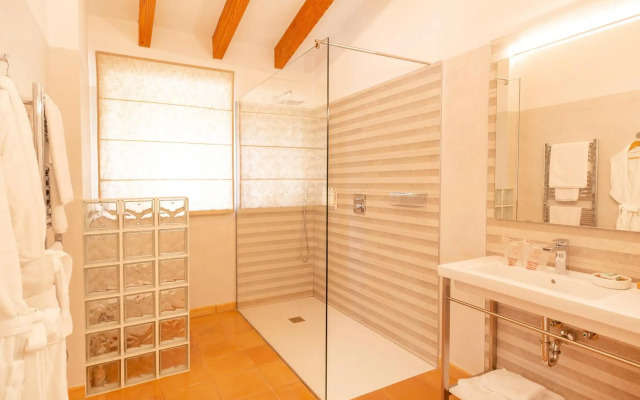 Hotel y Apartamentos DES PUIG