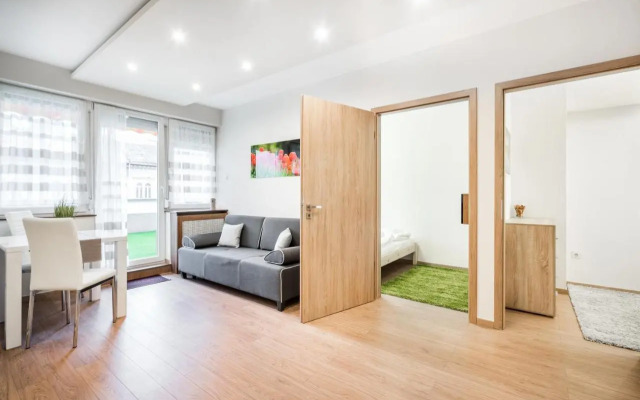 BpR Garay Suite with rooftop terrace & A/C