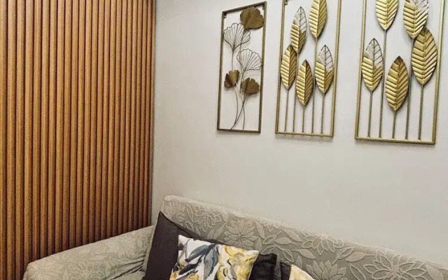 The Elegant City Hideaway