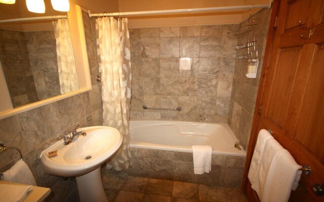 Trout Point Lodge of Nova Scotia