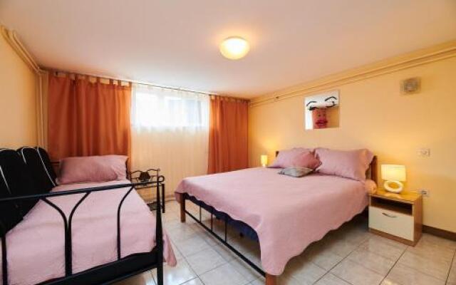 Seafront Apartment Jadri