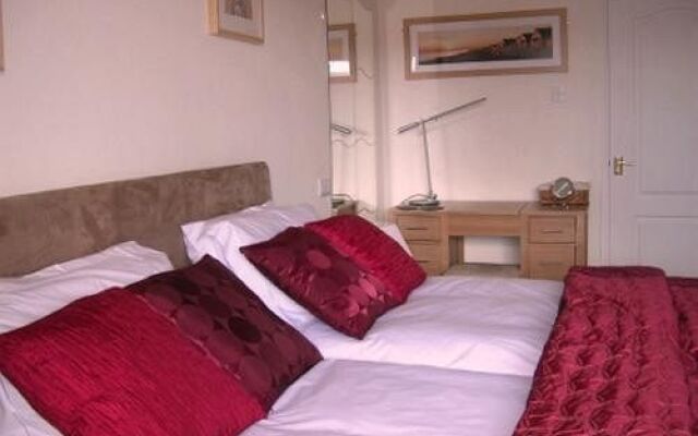 The Suite At Tsunami