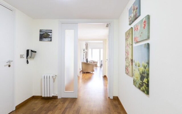 AB Olympic Village Beach Apartment