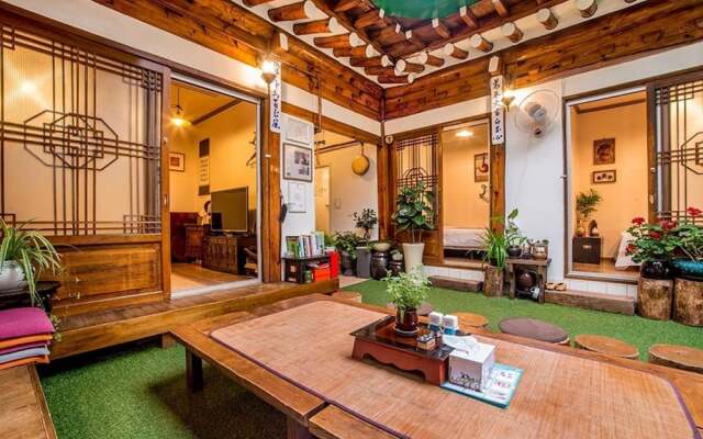 Hue Hanok Guesthouse