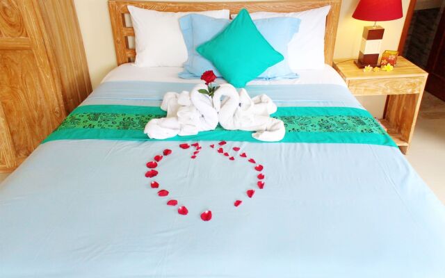 CR Tris Rooms Seminyak