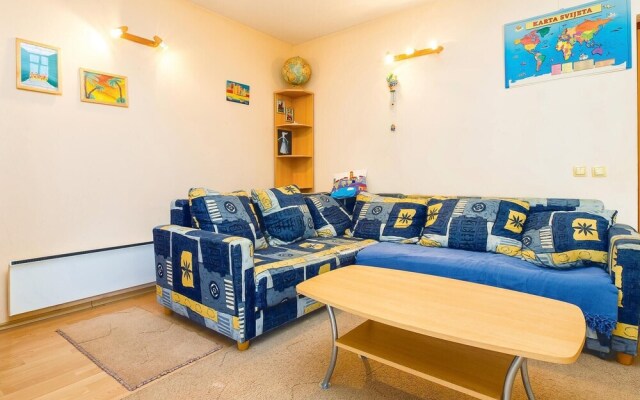 Awesome Home in Duce With Wifi and 3 Bedrooms