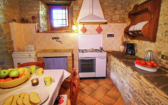 Lavish Farmhouse in Ortignano Italy with Swimming Pool