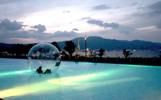 Lake Biwa Otsu Prince Hotel