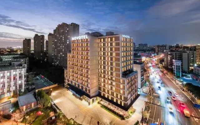 Shanghai Xuhui Binjiang Novotel Apartment