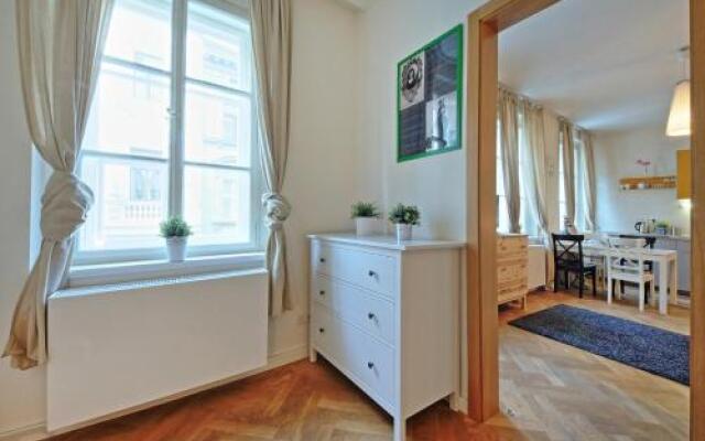 Apartments Hollareum