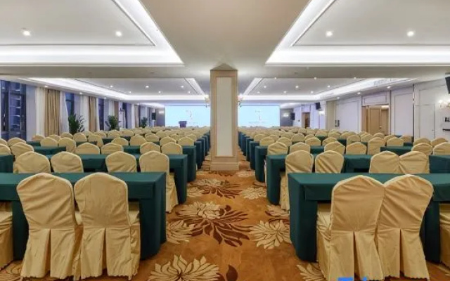 Yi Qu S Huangfeng E-sports Hotel (Chanba Convention and Exhibition Center Branch) – People – Xi'an