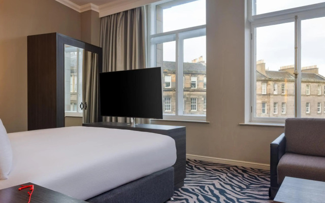 DoubleTree by Hilton Edinburgh City Centre