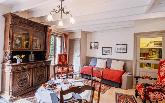 Chateau De Lourdes Cancale St Malo