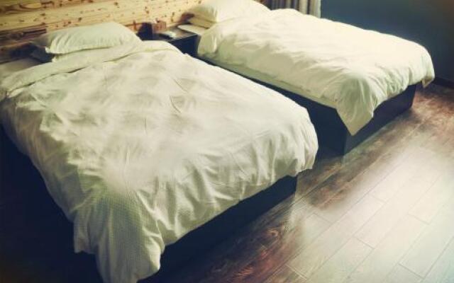 Qiandaohu Qinglu Inn